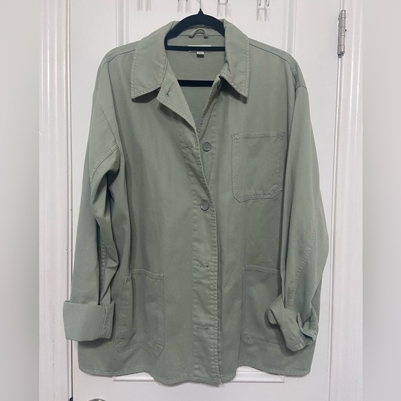 Topshop EUC size M/L light sage green boxy fit shirt jacket button down - Picture 2 of 5
